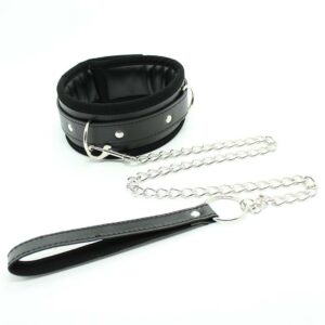 Collar con Correa de Metal e Interior Acolchado Negro 1 Collar con Correa de Metal e Interior Acolchado Negro - Erotiks | Tienda erótica online