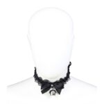 Collar con Lazo, Cascabel y Encaje