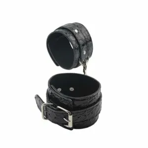 Esposas para Tobillos Be Good Negro 8 Fusta de Metal Dorado 45 cm - Erotiks | Tienda erótica online